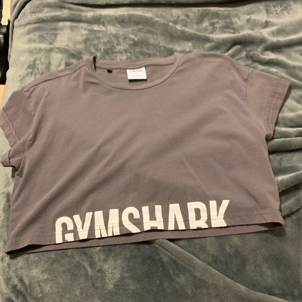 Cute crop top! For workout or daily wear